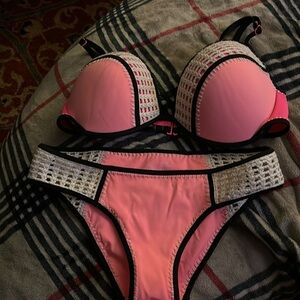 Victoria Secret swim bikini fabulous scuba orange crochet nwot medium 36 DD